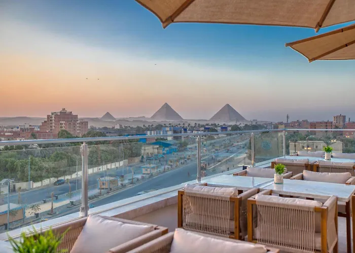 Mazar Pyramids Hotel