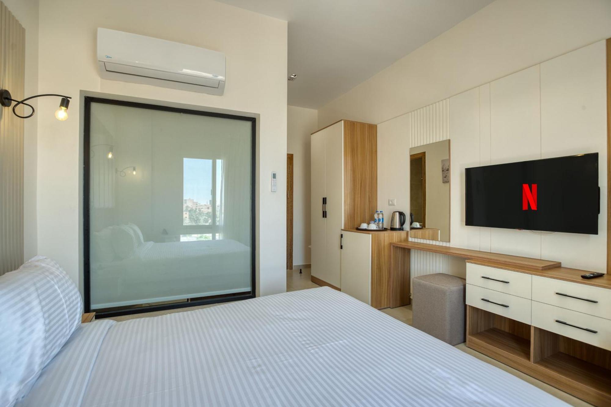 Mazar Pyramids 4*