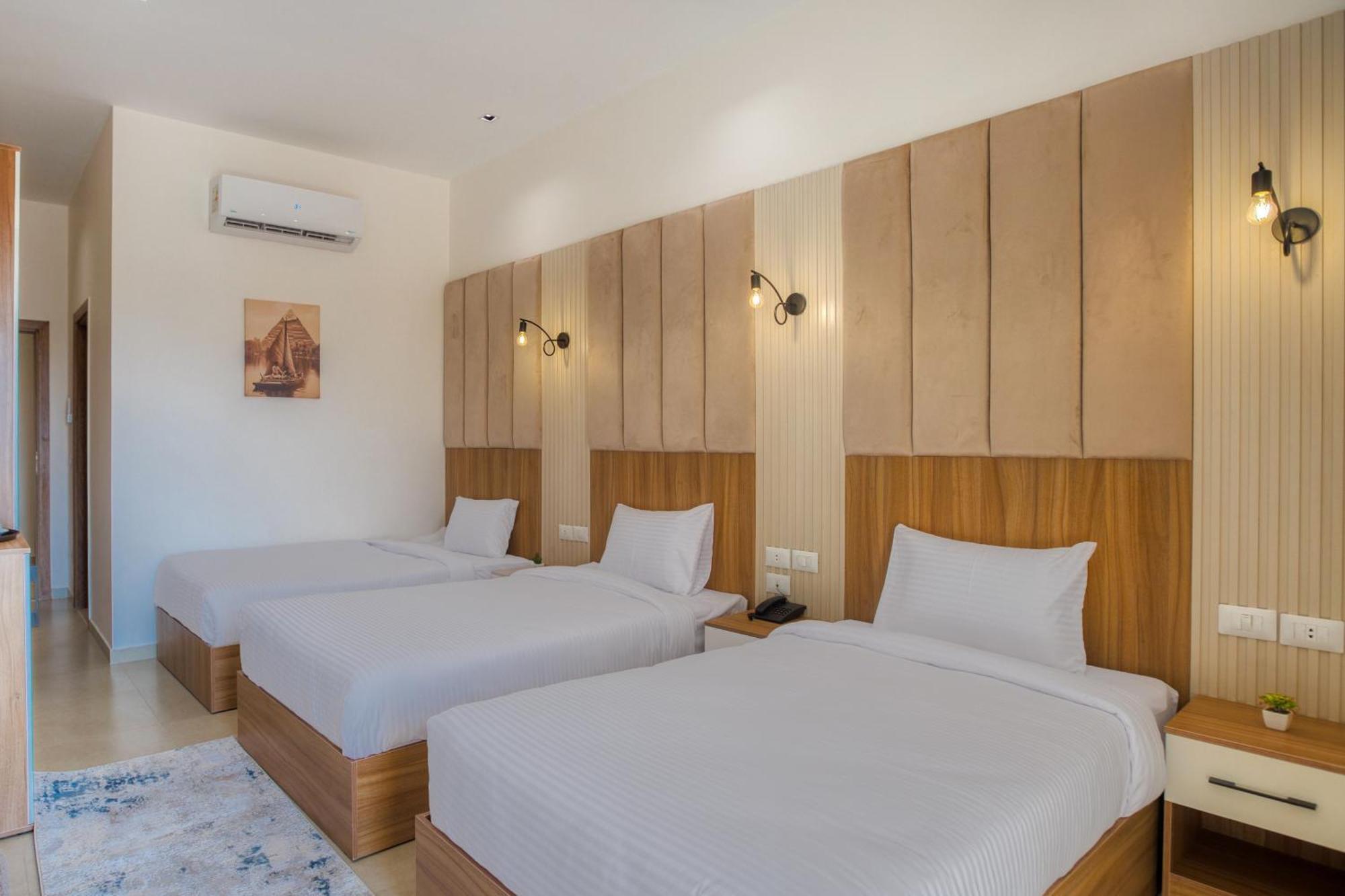 Mazar Pyramids Hotel Kafret el-Gabal