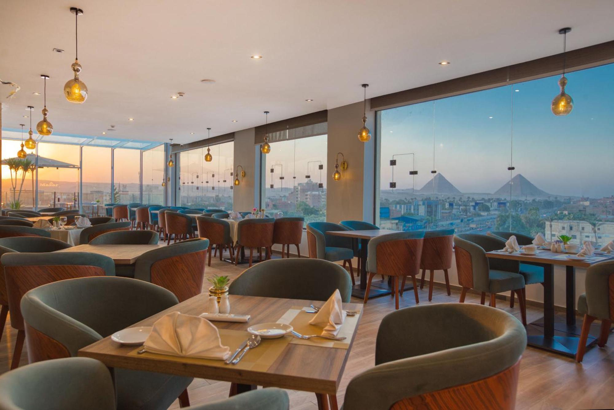 Mazar Pyramids Hotel 4*